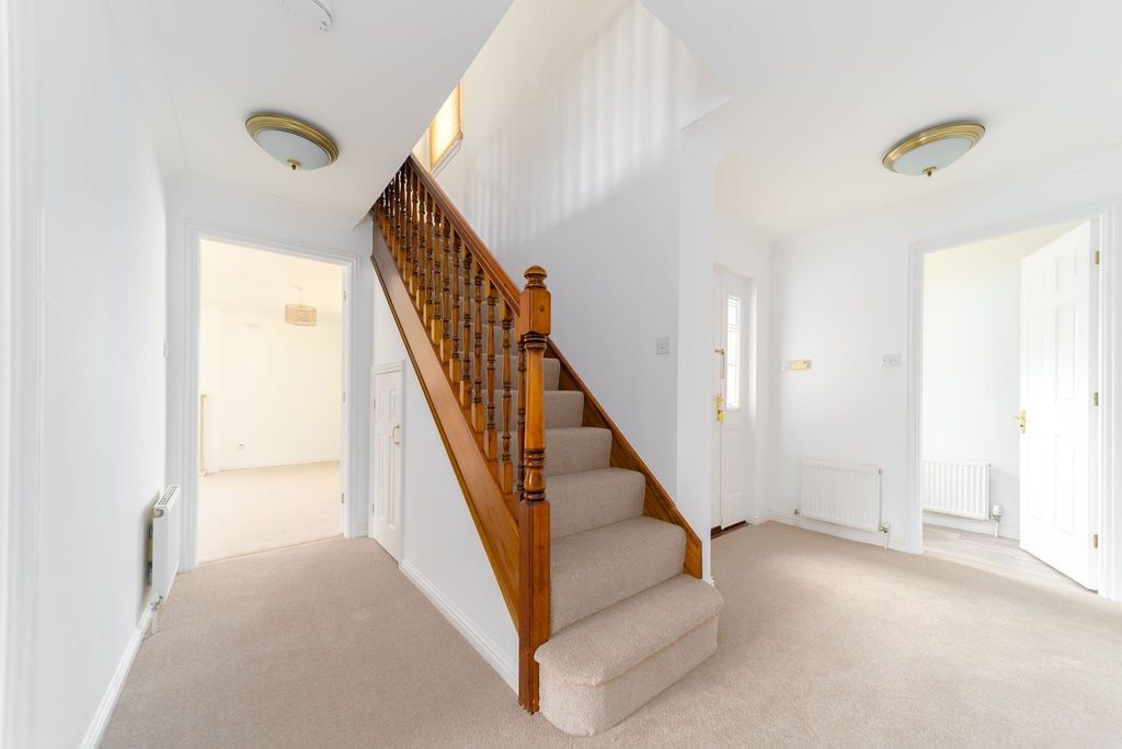 Property photo 3 of 34
