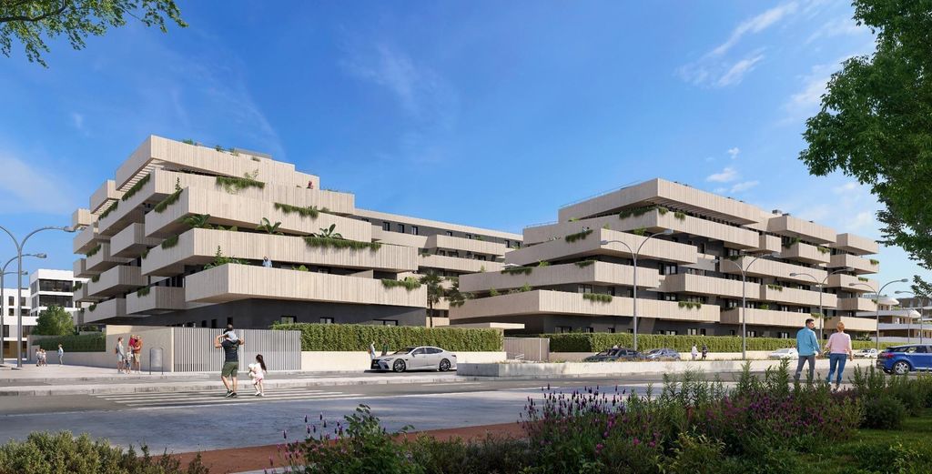 Property photo 3 of 34