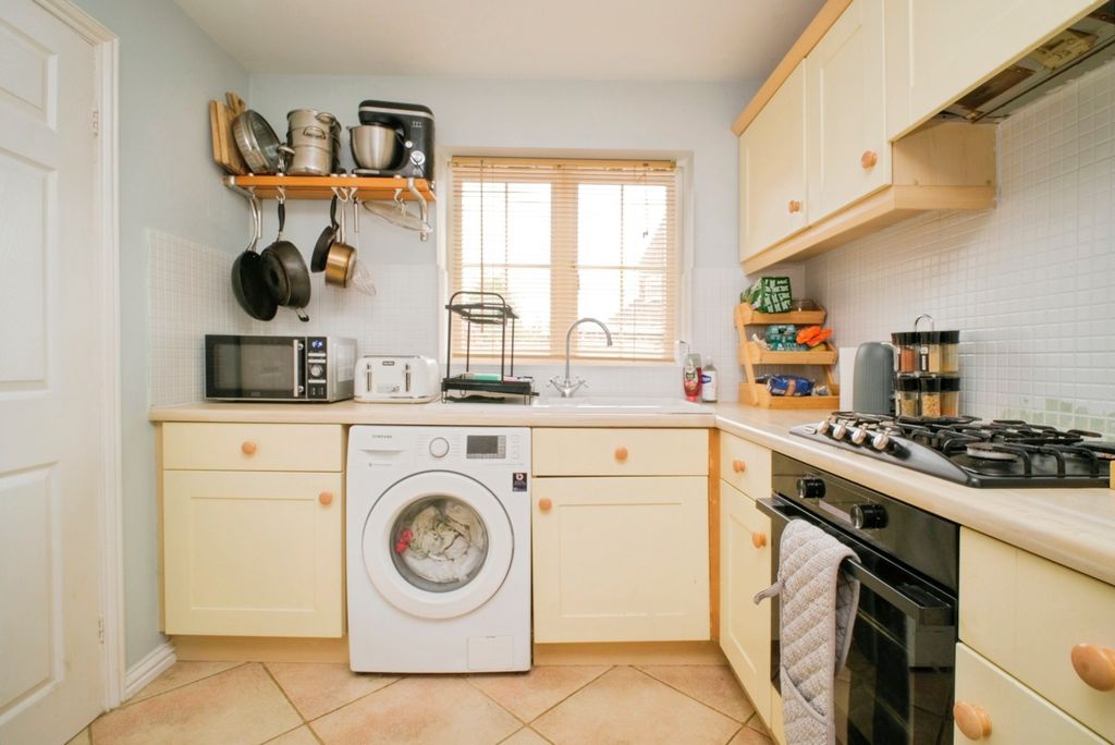 Property photo 3 of 16 Photo