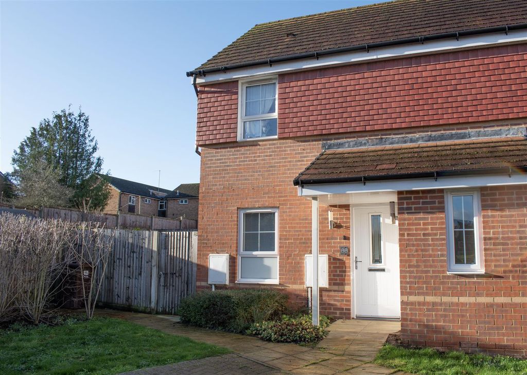 Property photo 1 of 9 Front