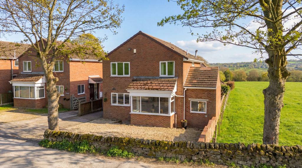 Property photo 1 of 31 Picture No. 34