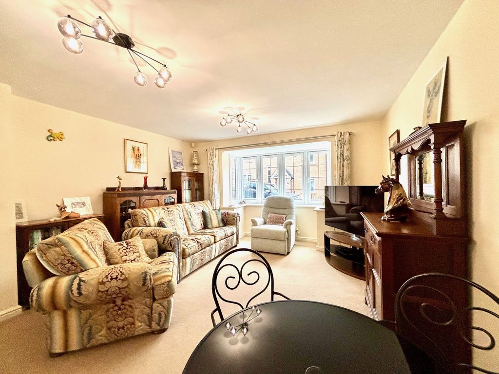 Property photo 2 of 7