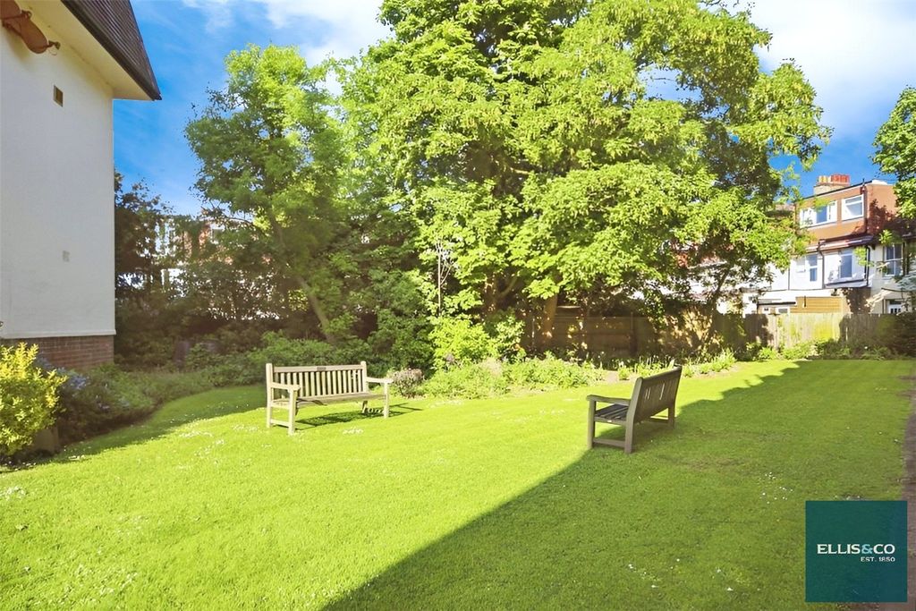 Property photo 2 of 11 Picture No. 02
