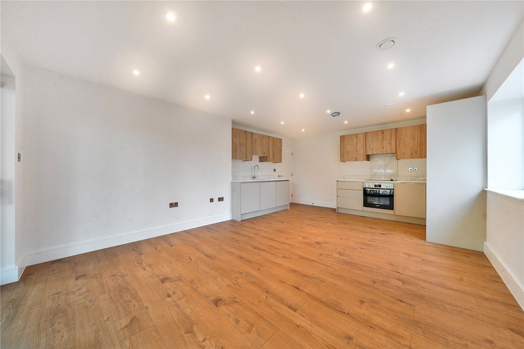 Property photo 1 of 13 Picture No. 18