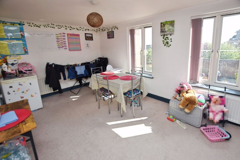 Property photo 2 of 10 Photo 1