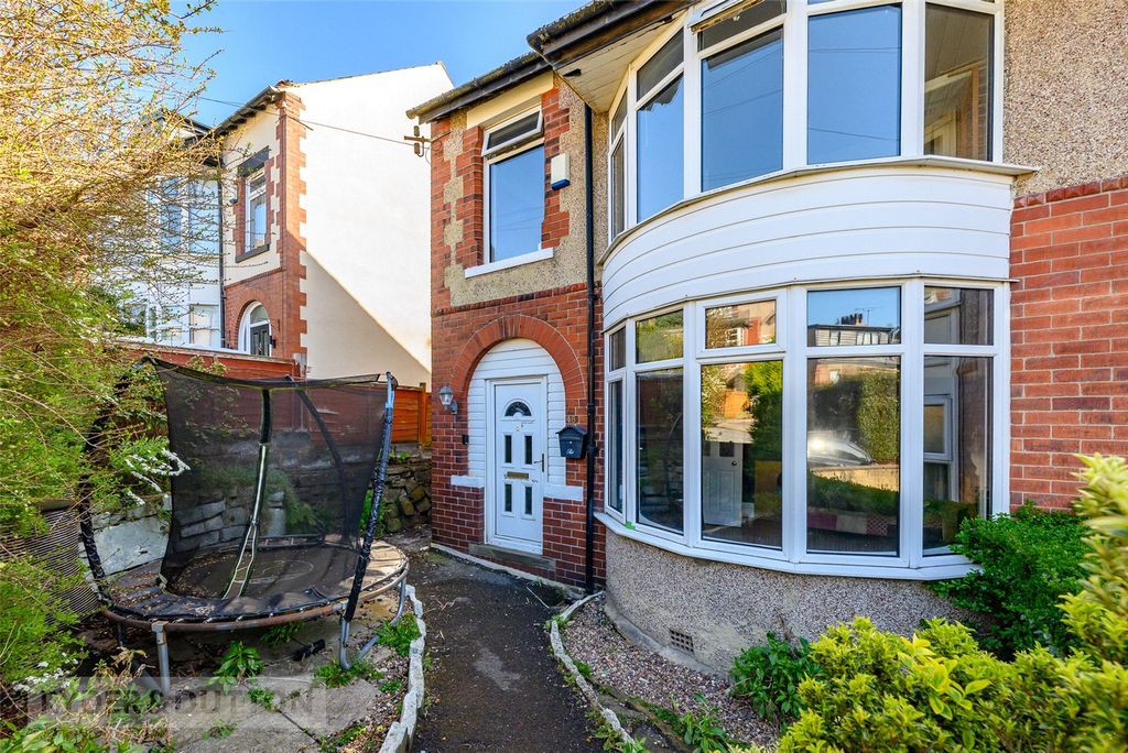 Property photo 1 of 18 Picture No. 02