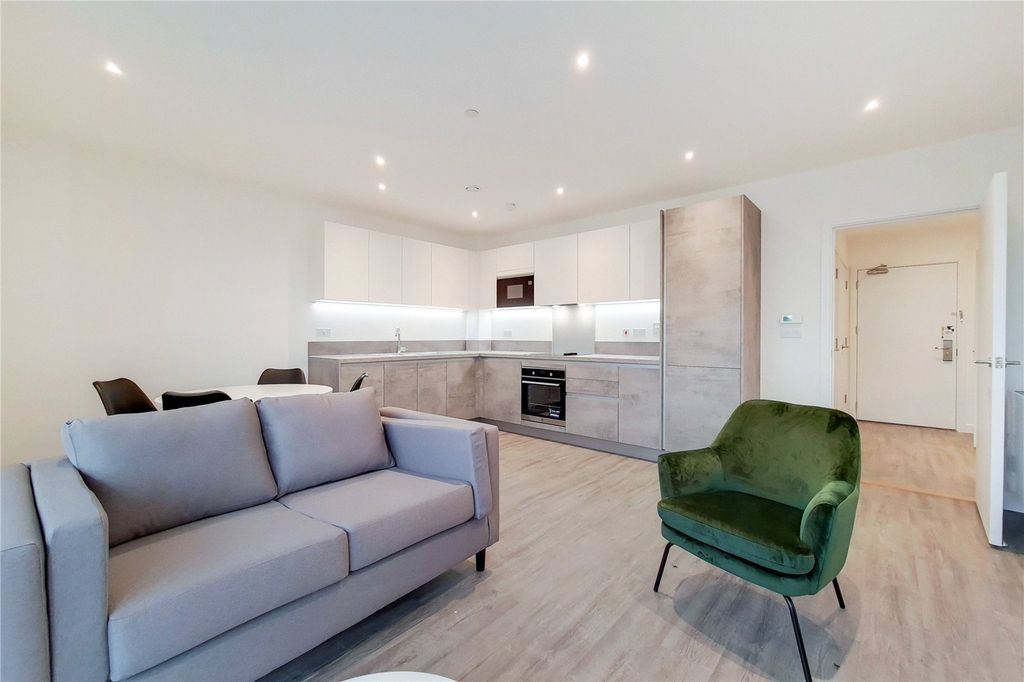 Property photo 1 of 22 Picture No. 12