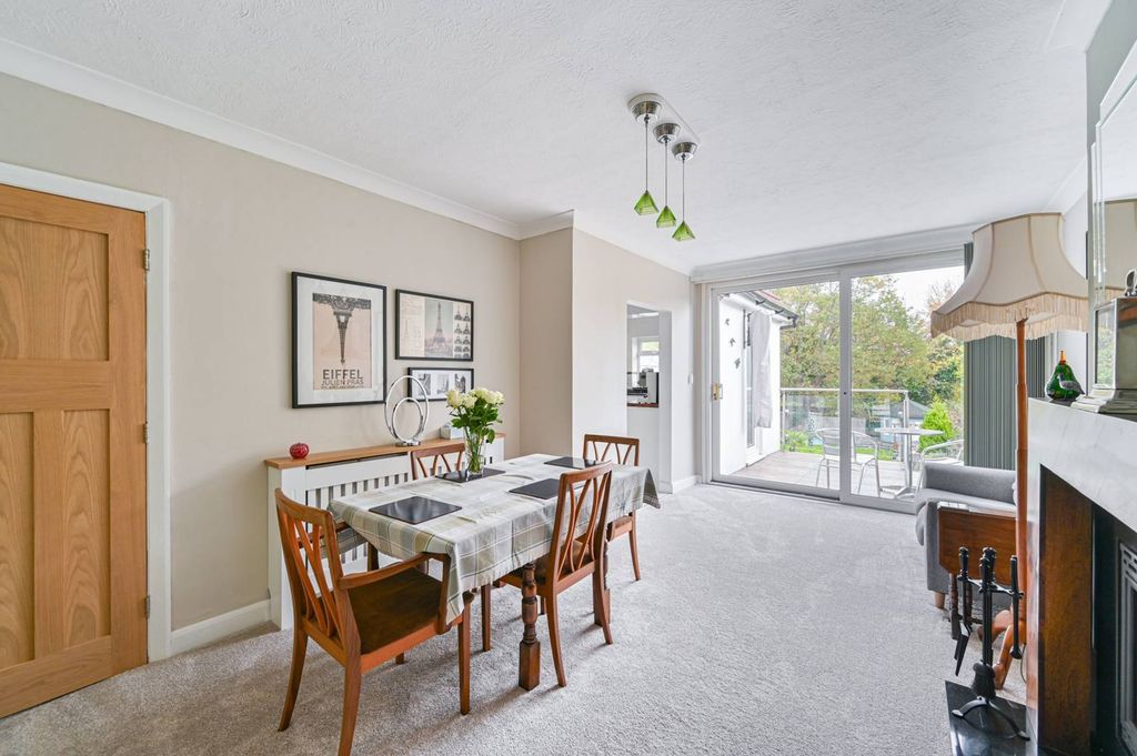 Property photo 1 of 22