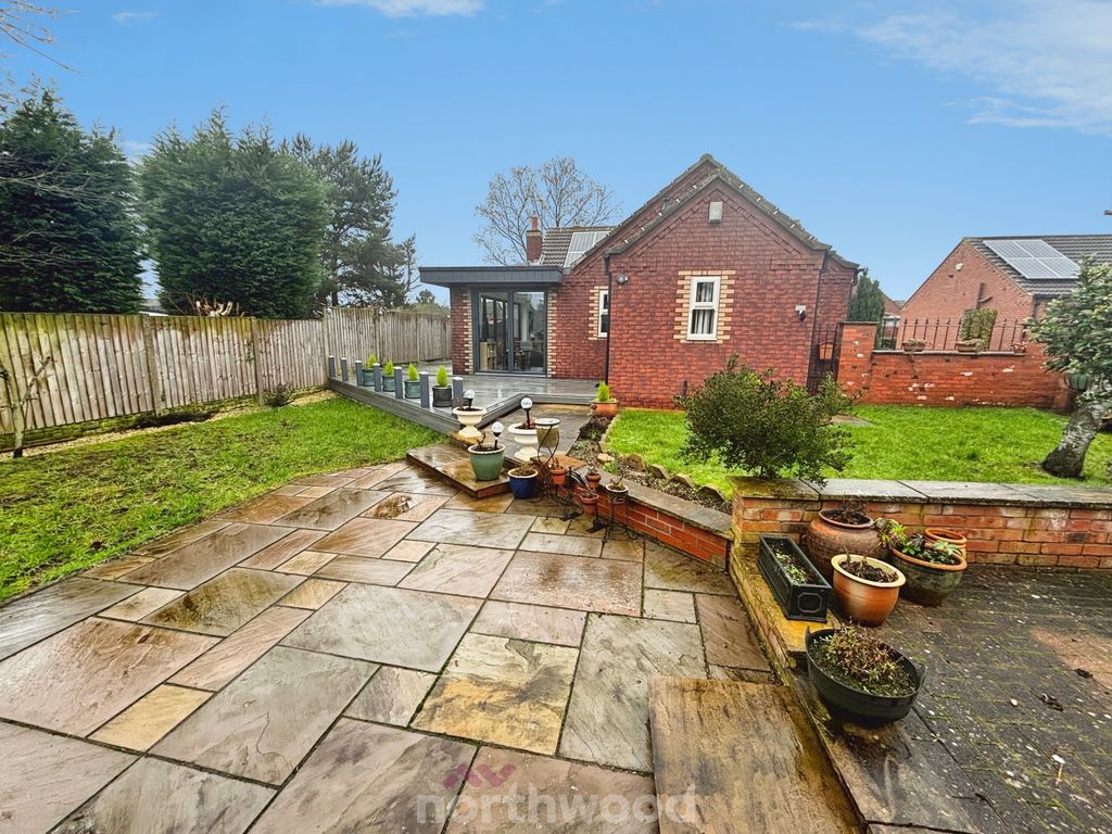 Property photo 3 of 38