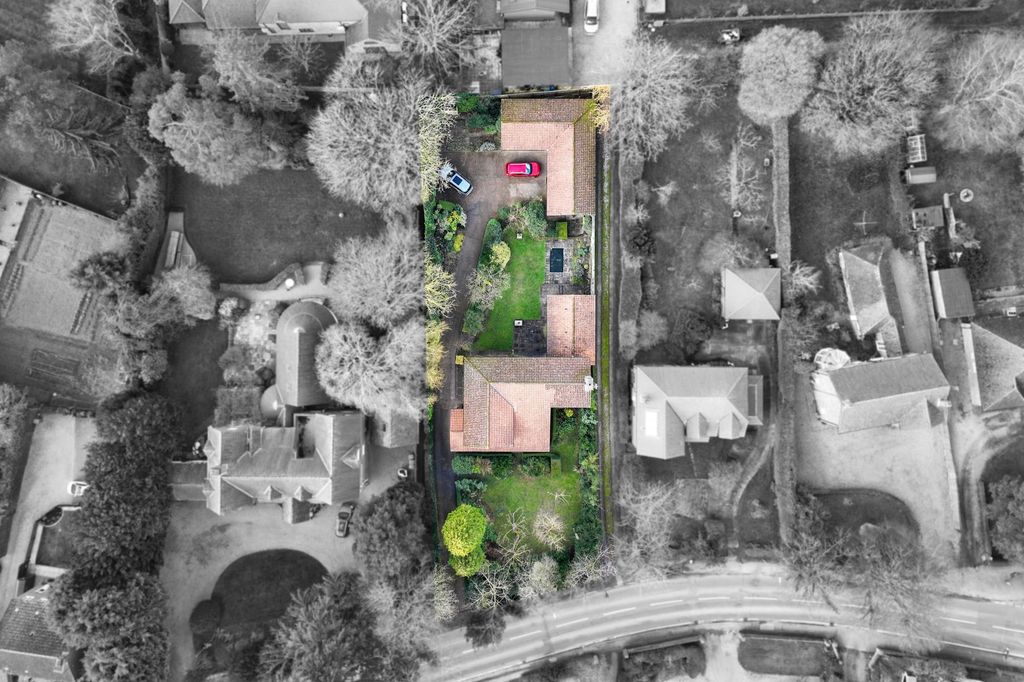 Property photo 3 of 54