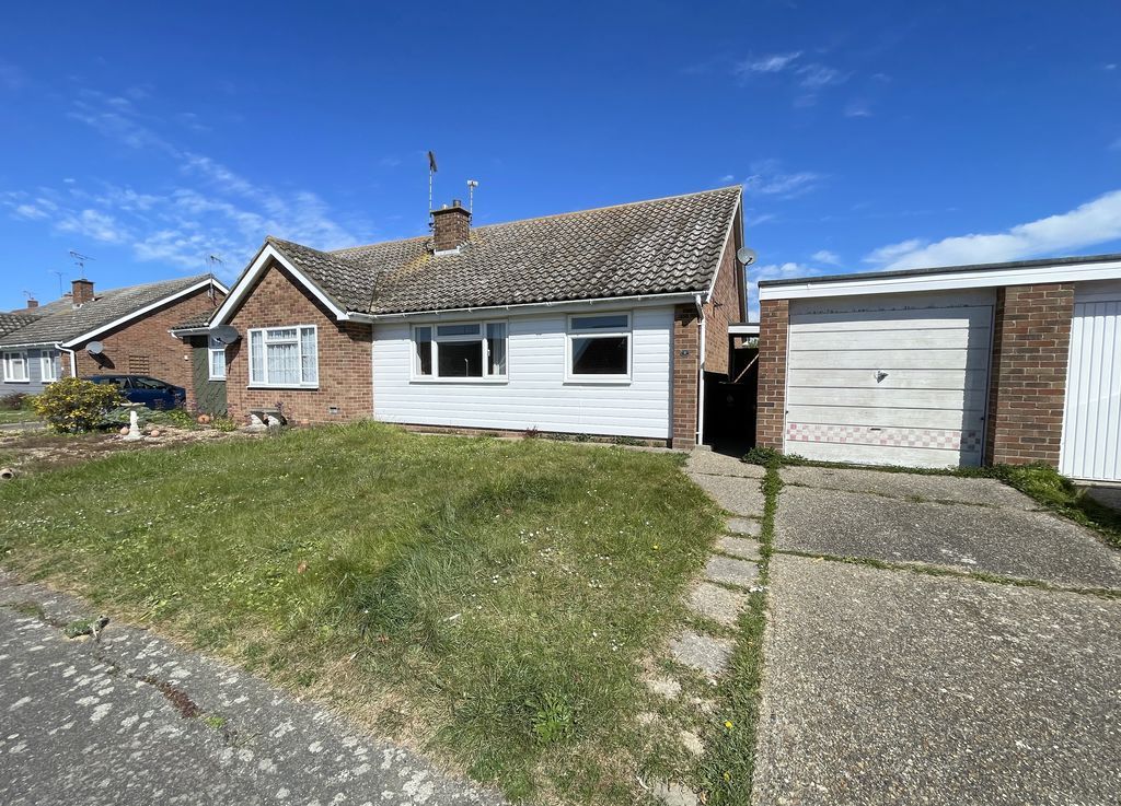Property photo 1 of 13 Cedar Avenue