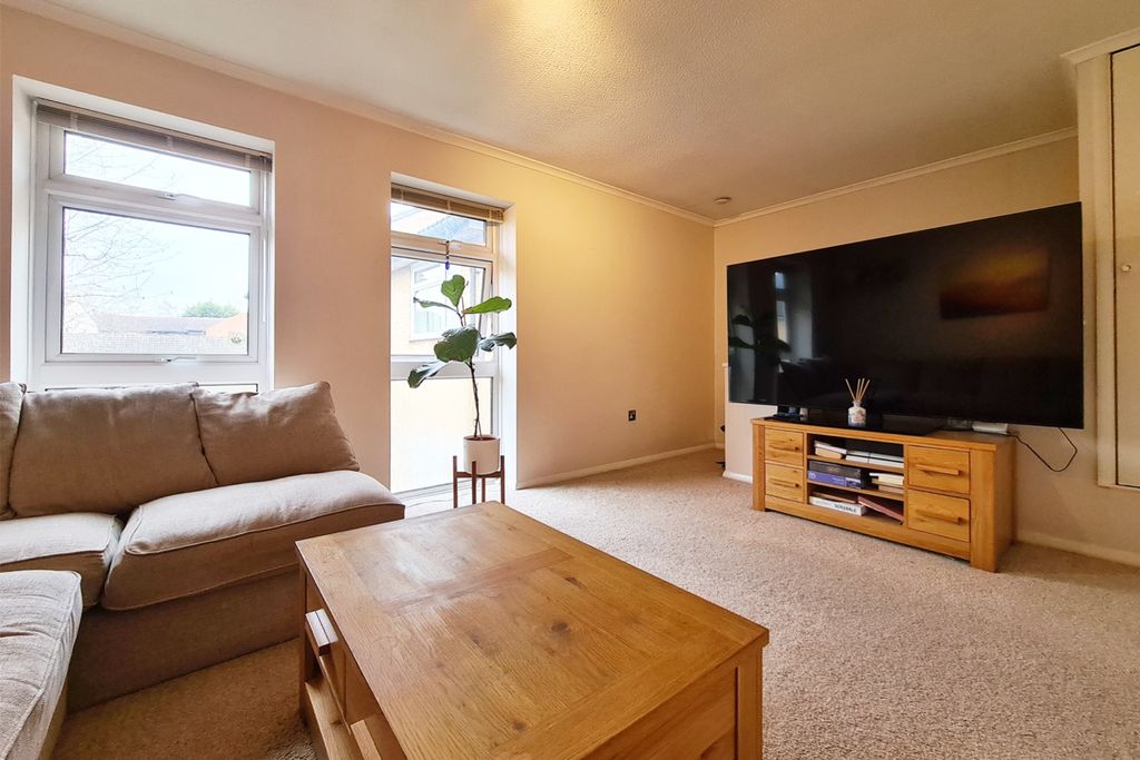 Property photo 2 of 7 1226646