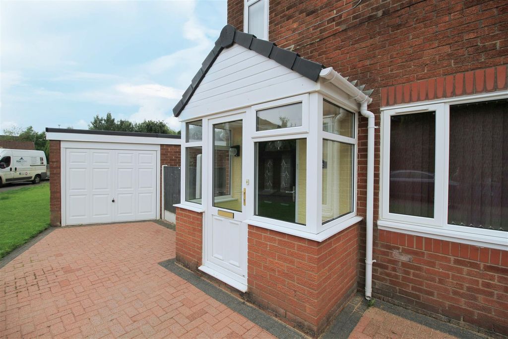 Property photo 2 of 13 Porch.Jpg