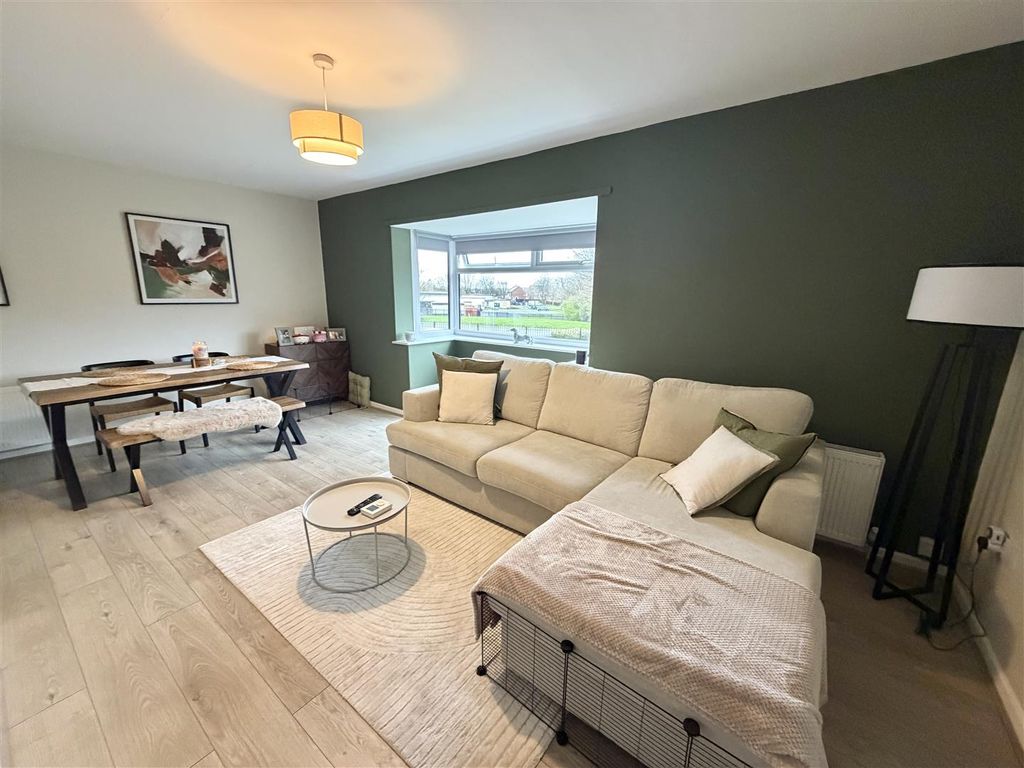 Property photo 2 of 10 Img_9844.Jpeg