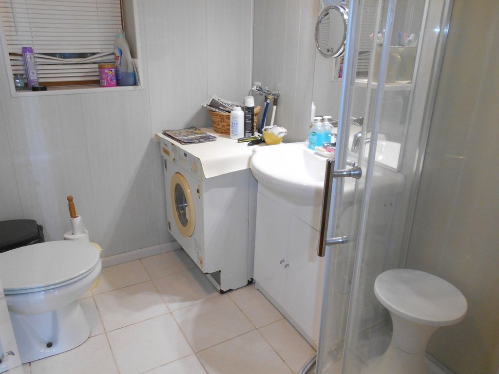 Property photo 3 of 23