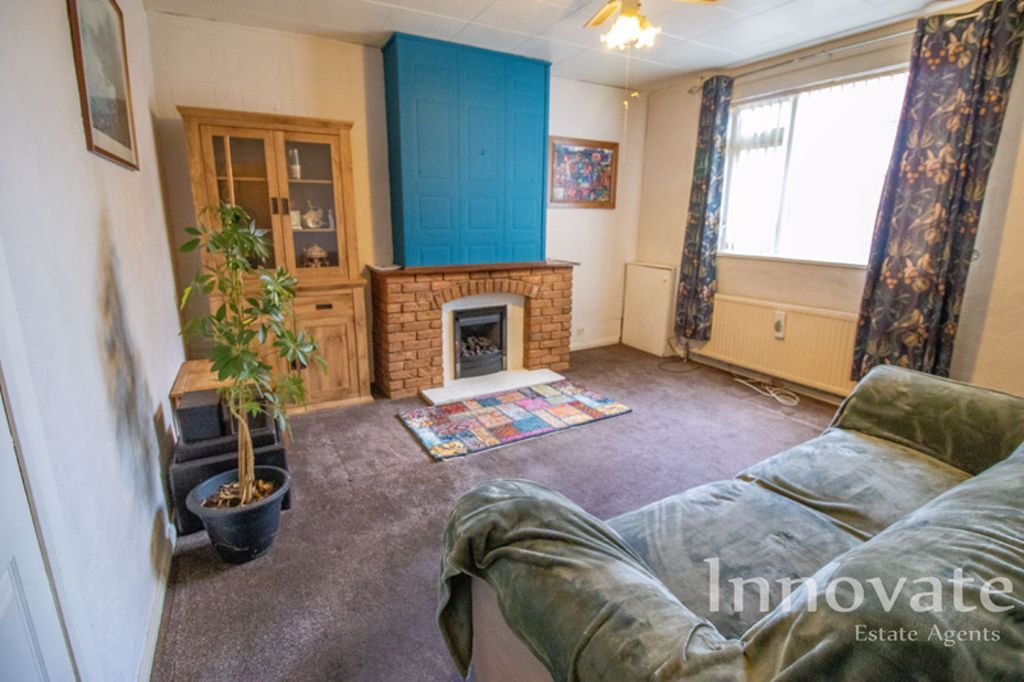 Property photo 3 of 11 Photo 4