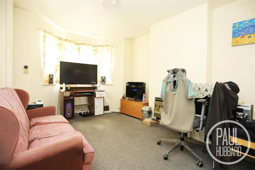 Property photo 2 of 15 Img_4690.Jpg