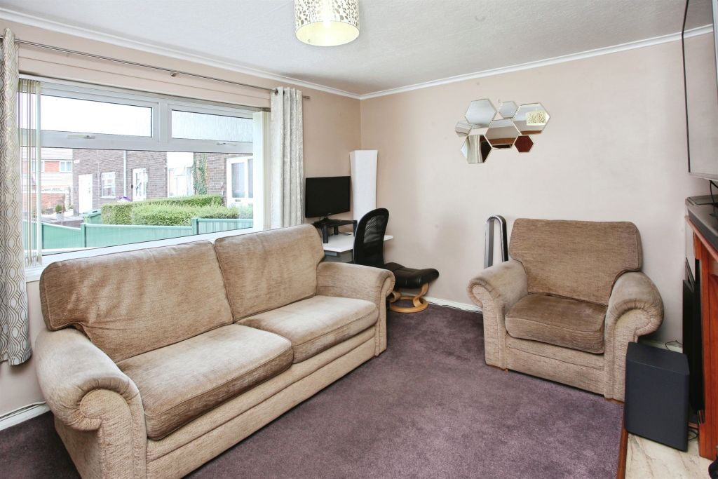 Property photo 3 of 18