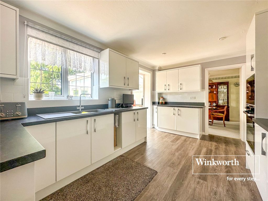 Property photo 3 of 19 Picture No. 10