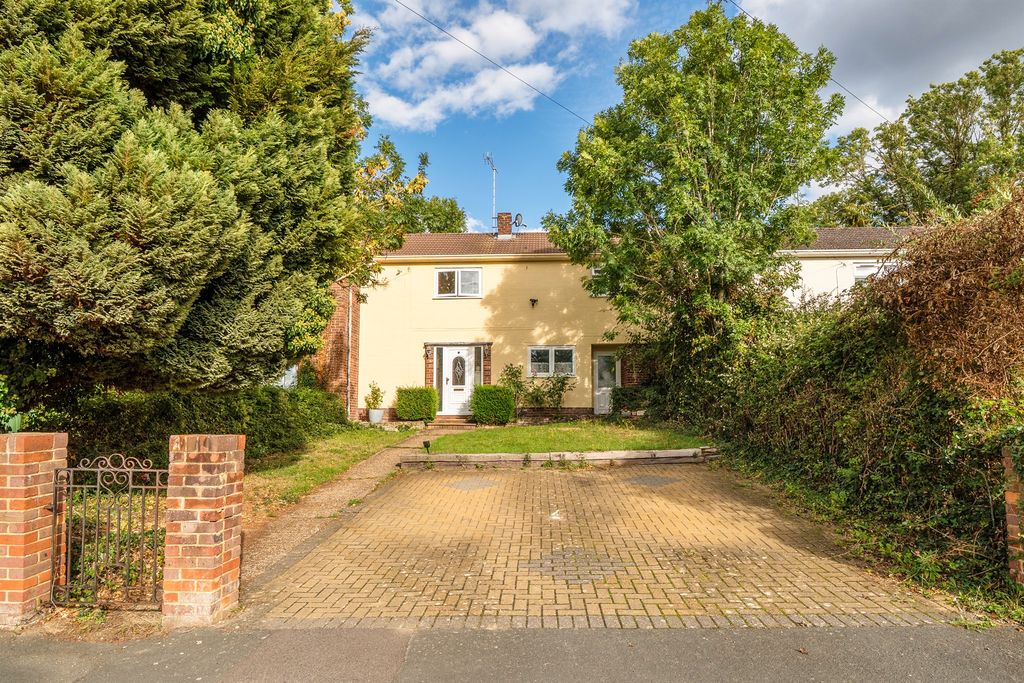 Property photo 1 of 13