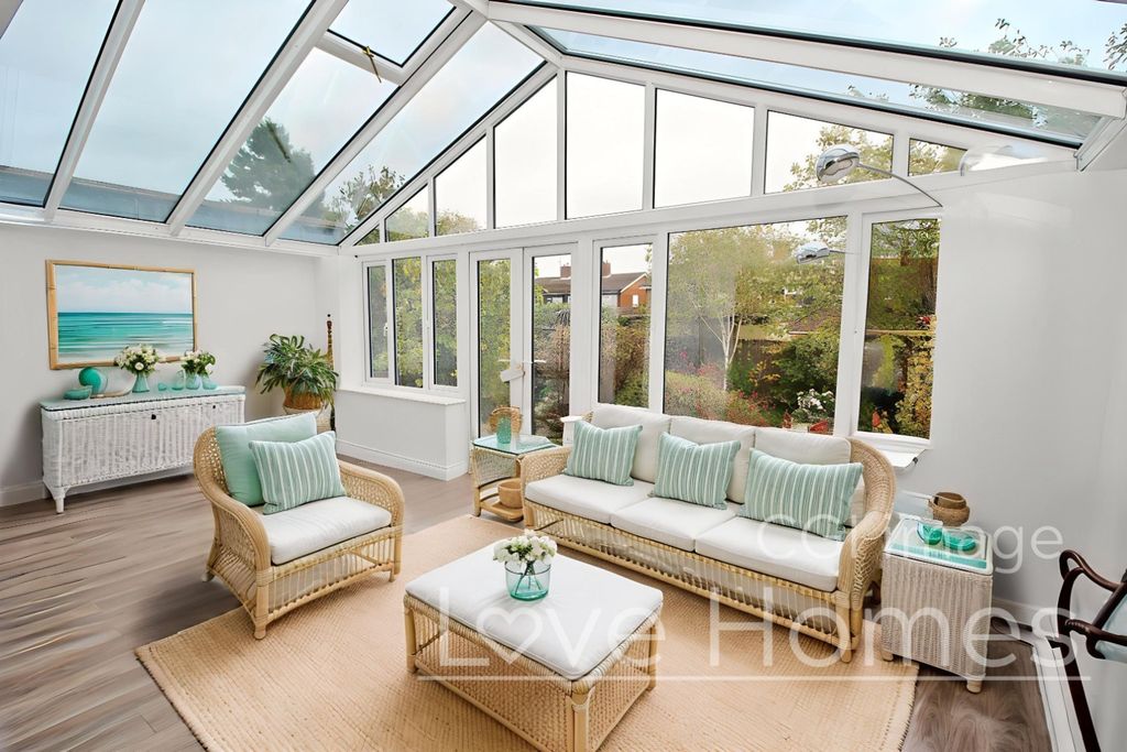 Property photo 2 of 16 4608473