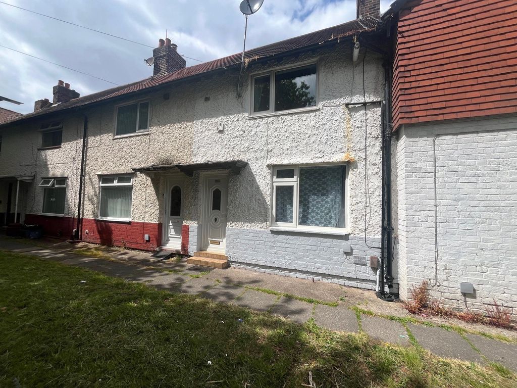 Property photo 1 of 10 Front