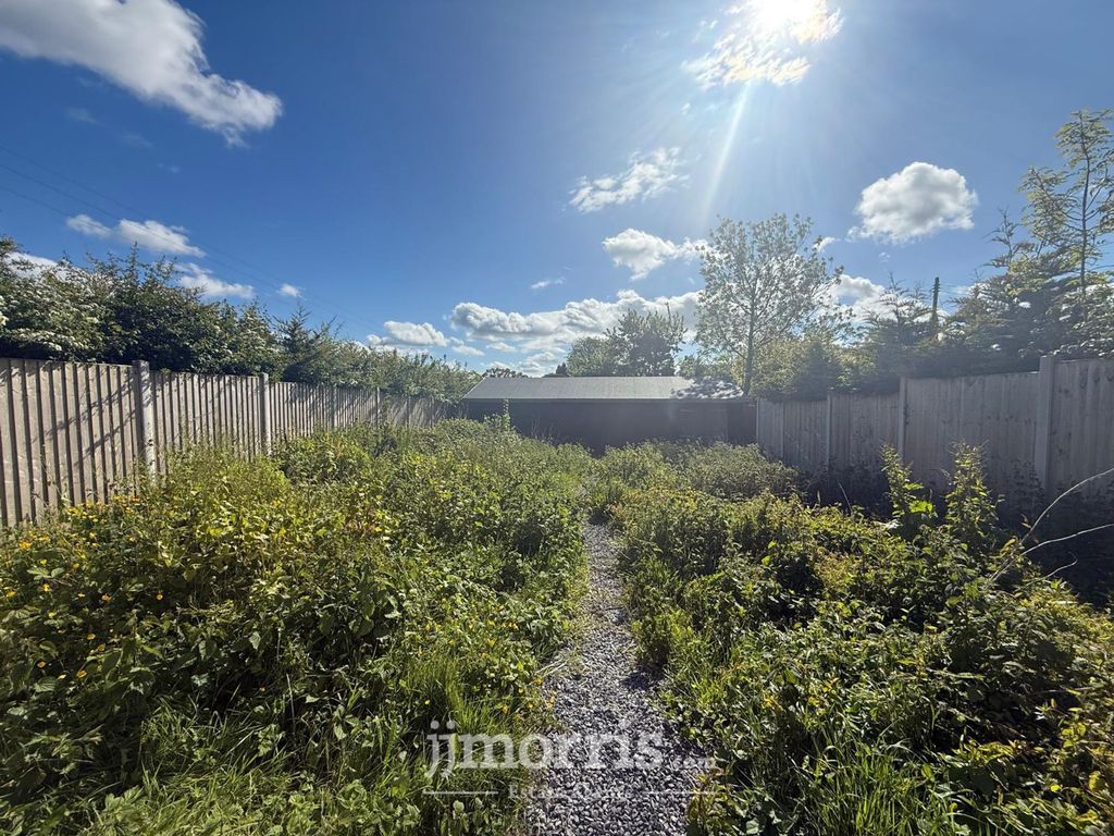 Property photo 3 of 28