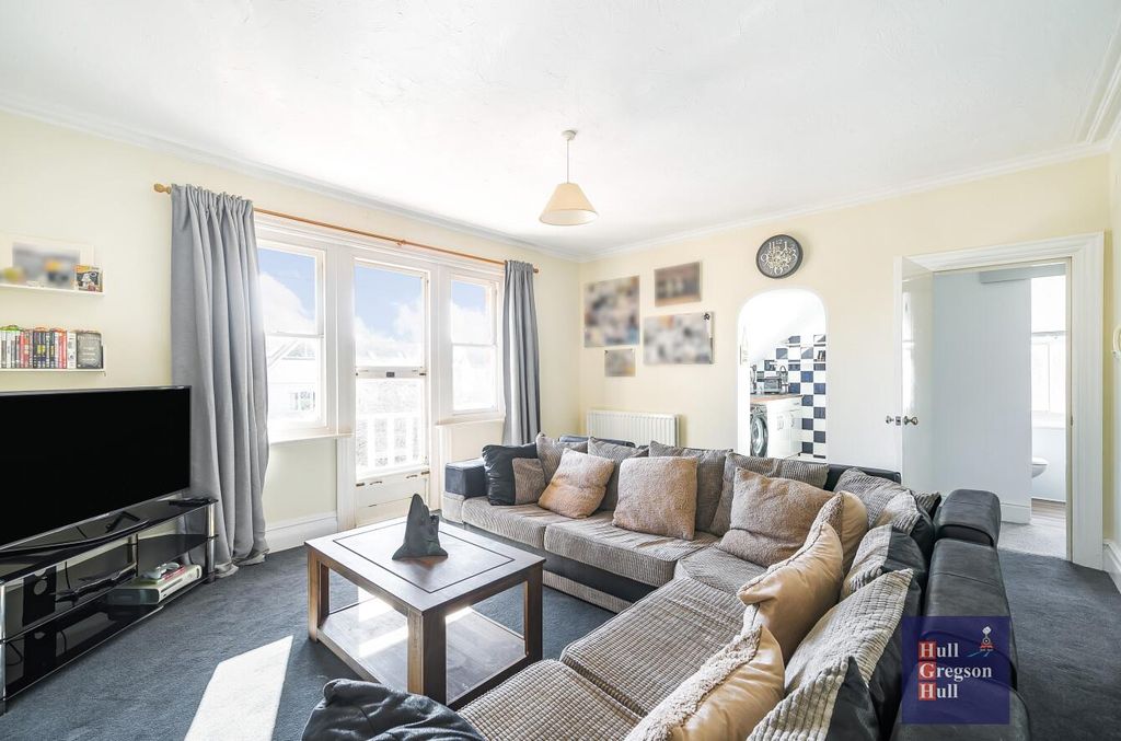 Property photo 3 of 18 399B12d8-1959-4d3c-8696-4d1d66259Bb4.Jpg
