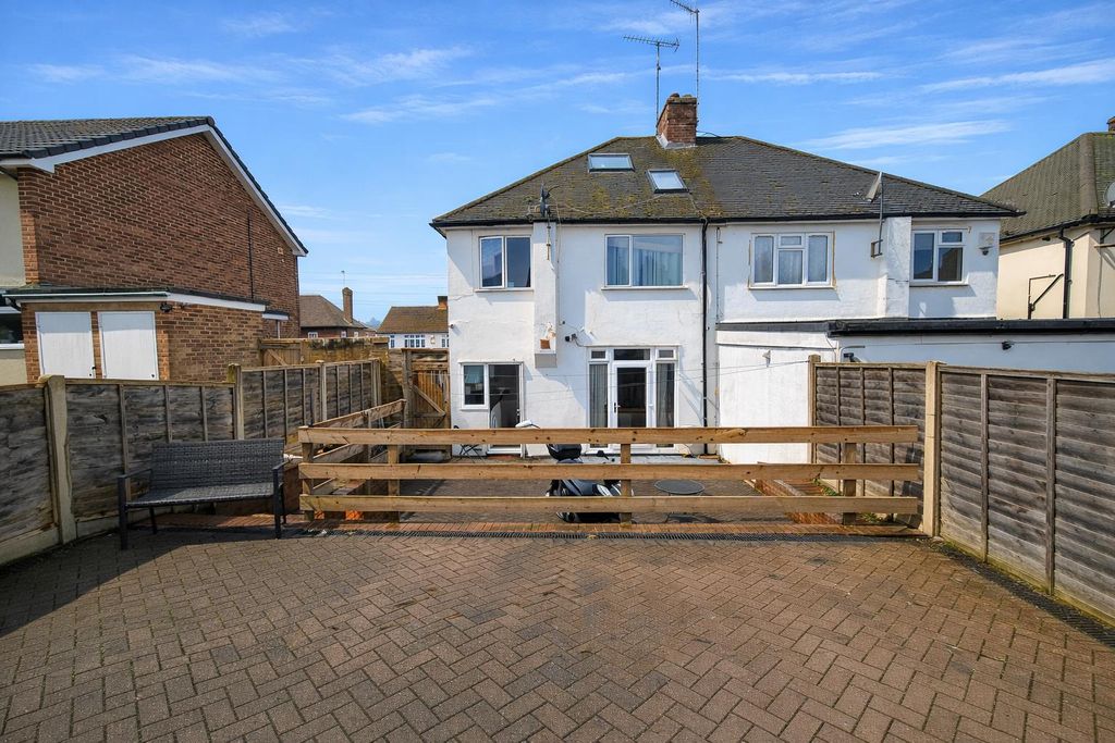 Property photo 3 of 16 Chatgpt Image Feb 13, 2026, 12_45_32 Pm.Png