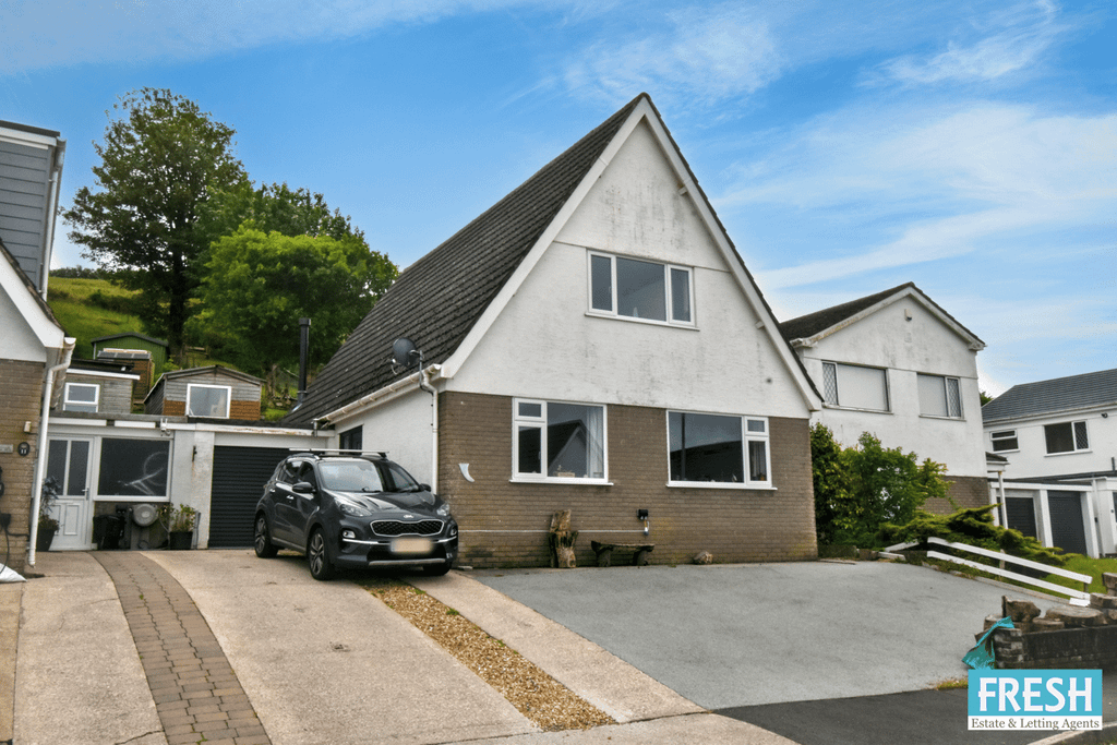 Property photo 1 of 48