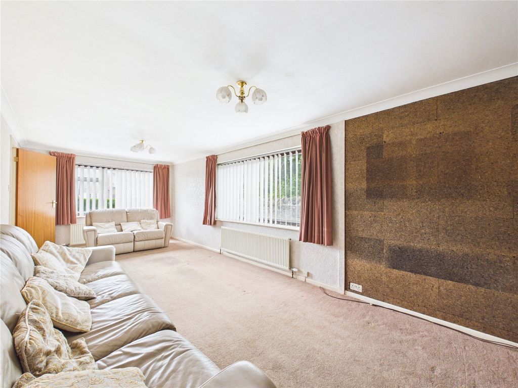 Property photo 3 of 27 Picture No. 23