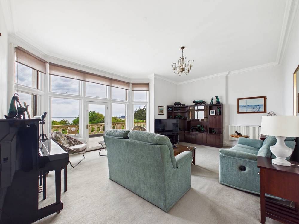Additional image 16 of 3 bed flat for saleCobbold Road, Felixstowe, Suffolk IP11