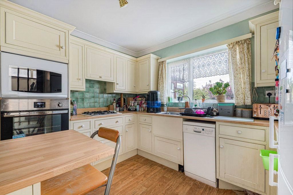 Property photo 2 of 14 Picture No. 01