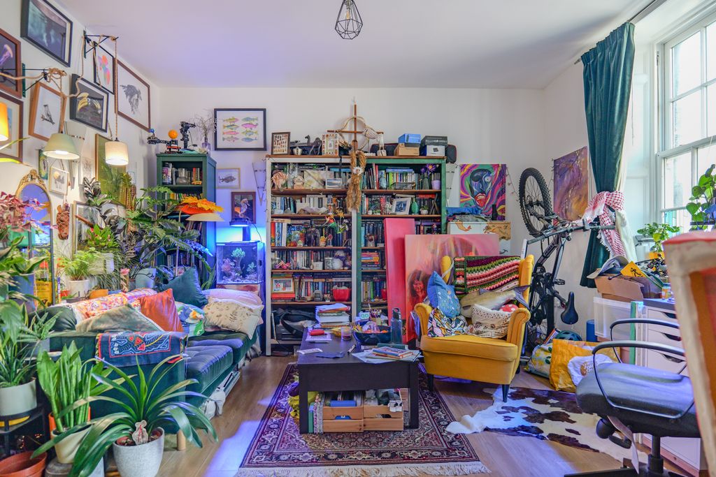 Property photo 2 of 13