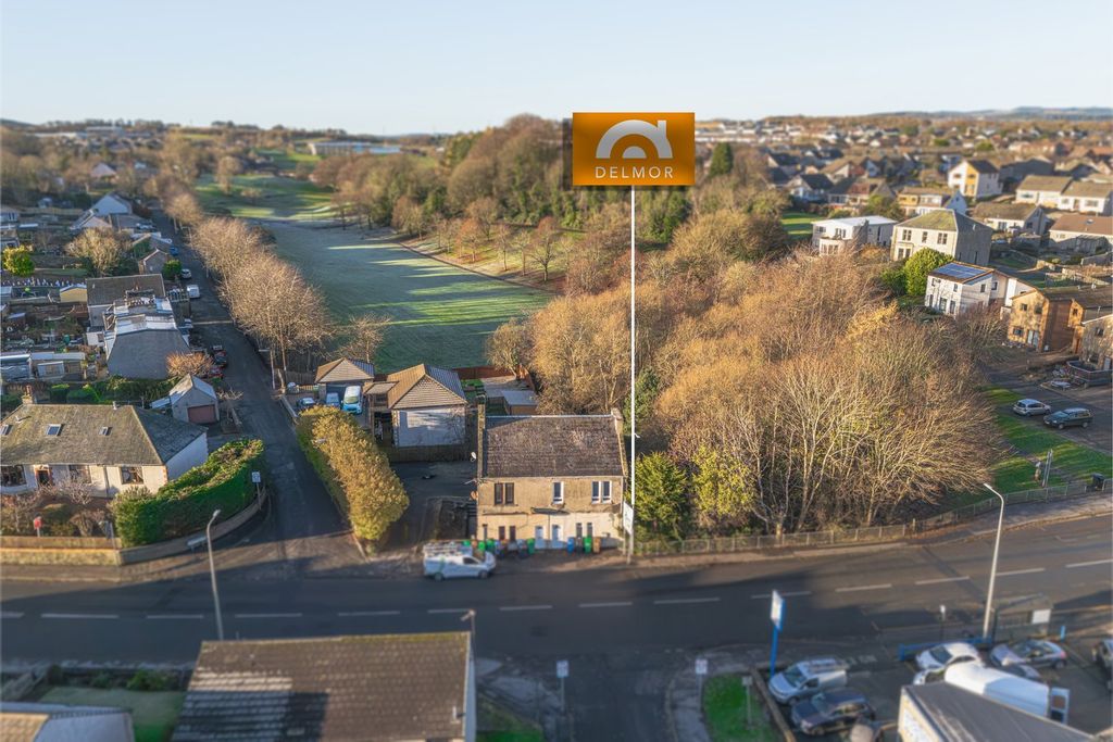 Property photo 2 of 23