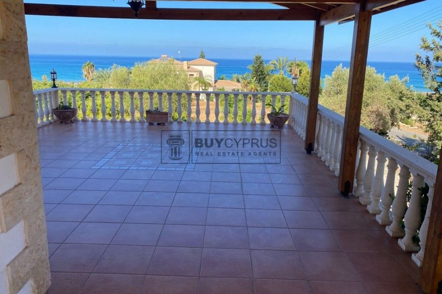 Property photo 3 of 14