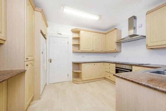 Property photo 2 of 18 Kitchen