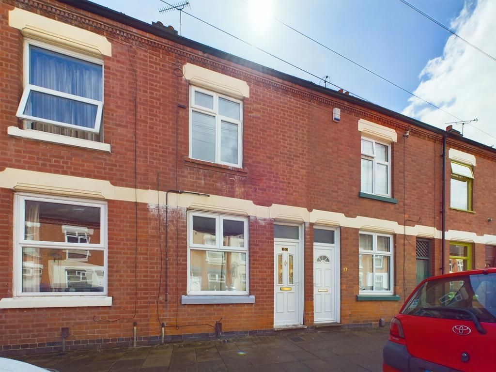 Property photo 1 of 8