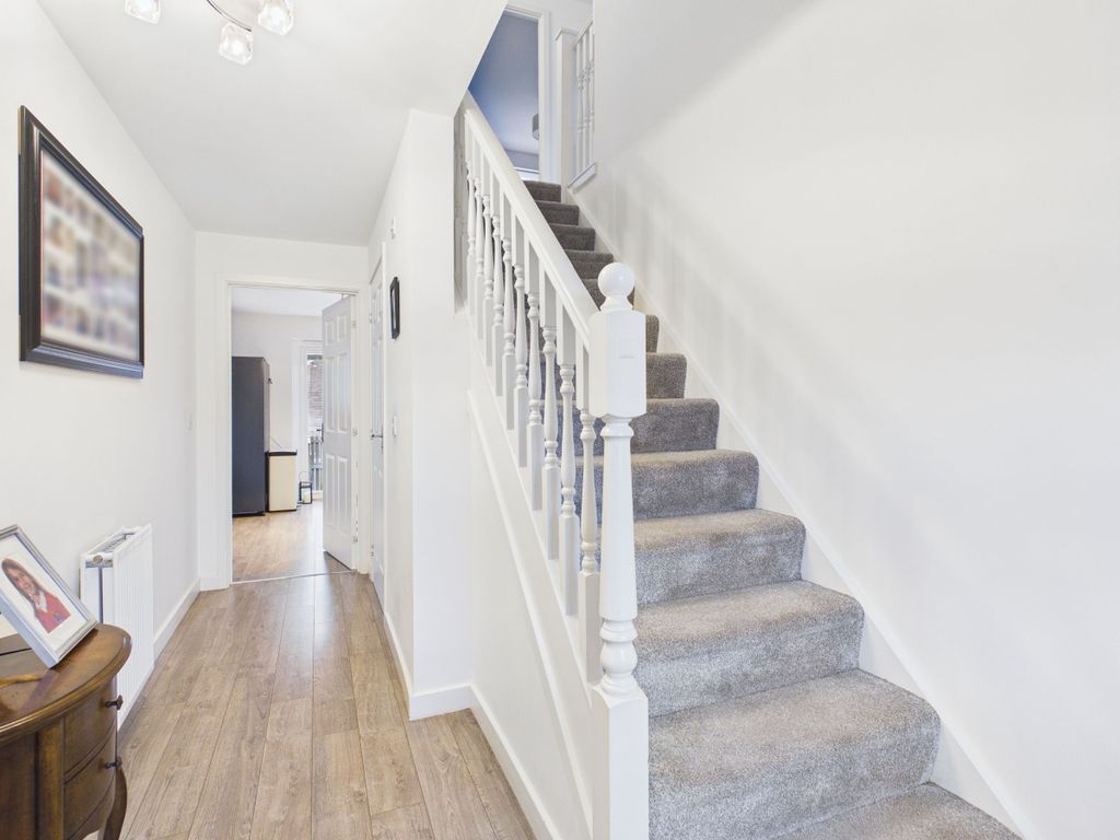 Property photo 2 of 29