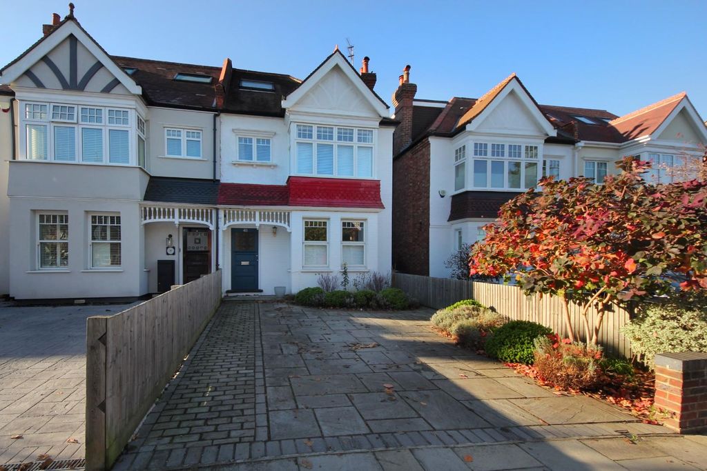 Property photo 1 of 19