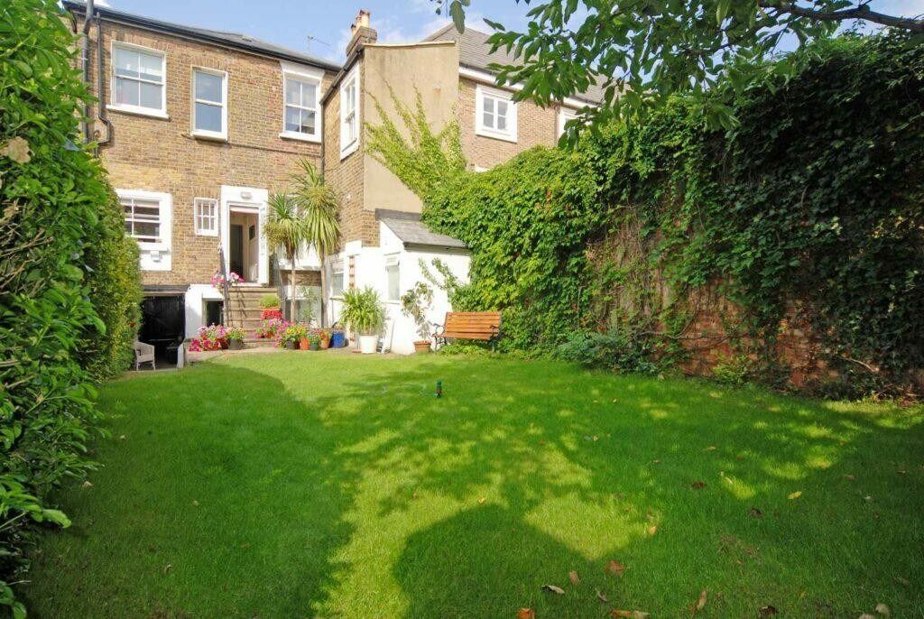 Property photo 2 of 10 4762842