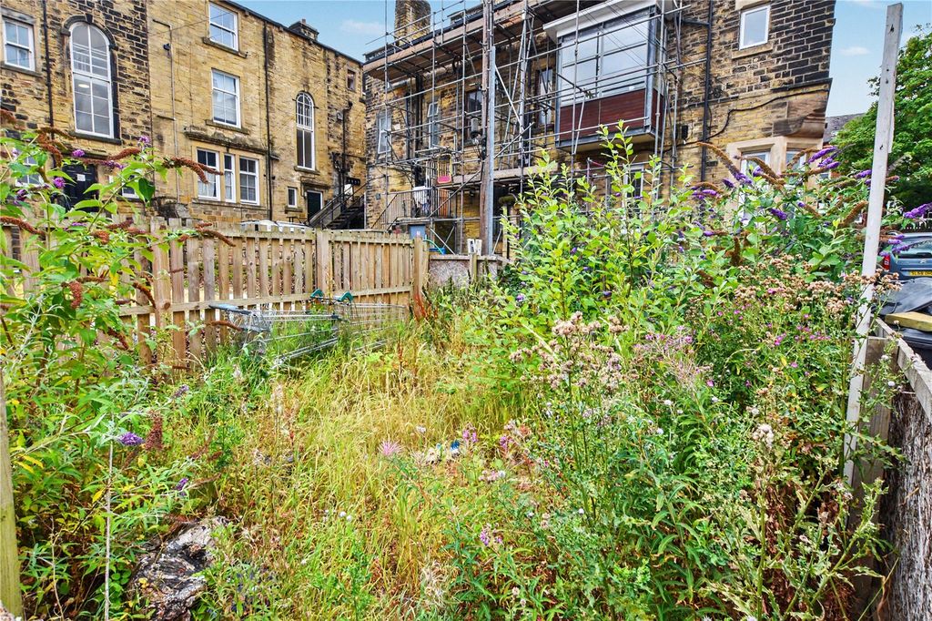 Property photo 1 of 5 Picture No. 05