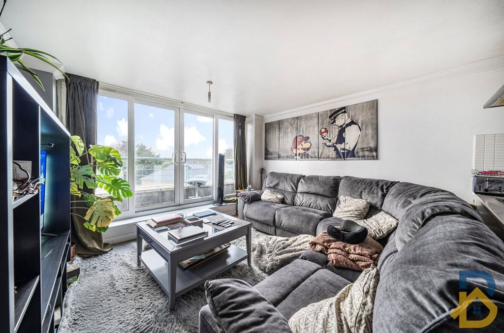 Property photo 3 of 10 Picture No. 33