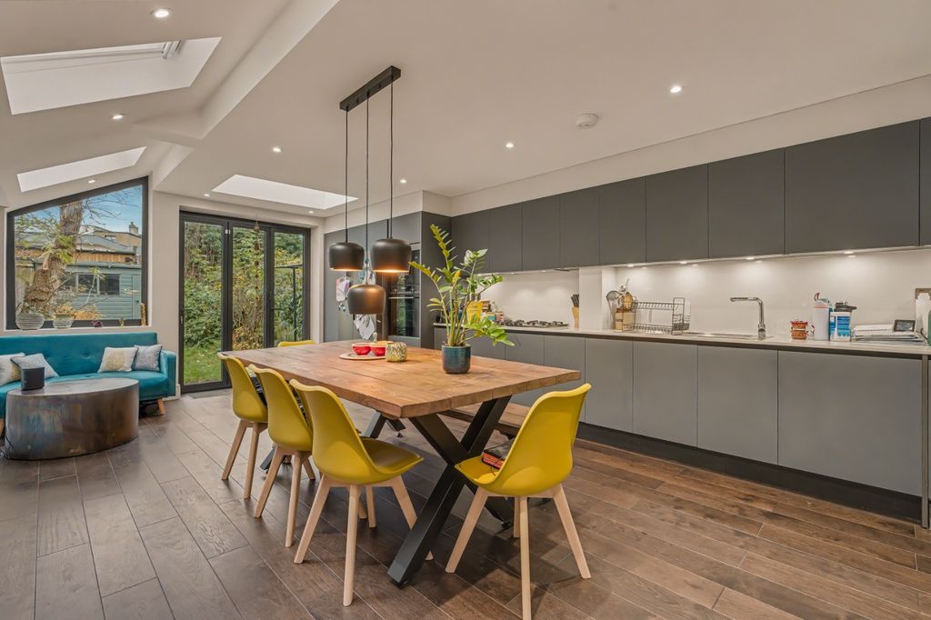 Property photo 1 of 26 4746791