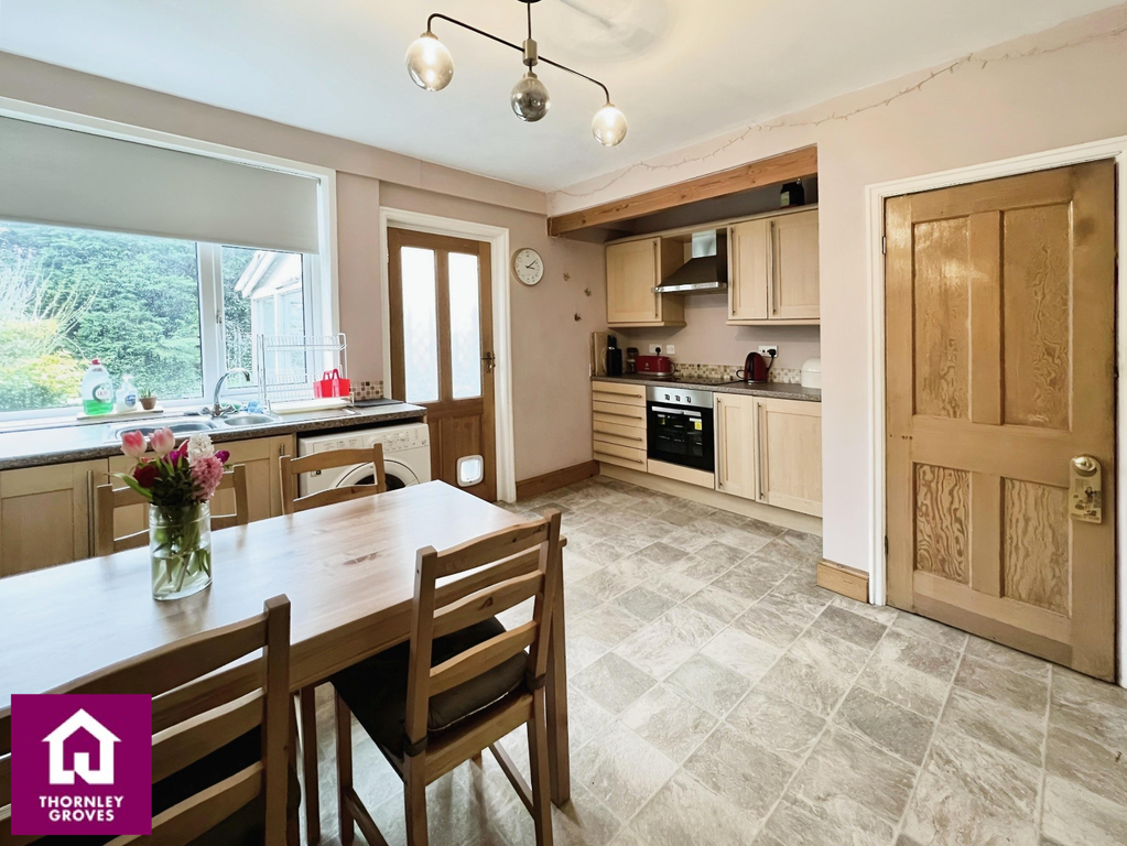 Property photo 3 of 13 Kitchen