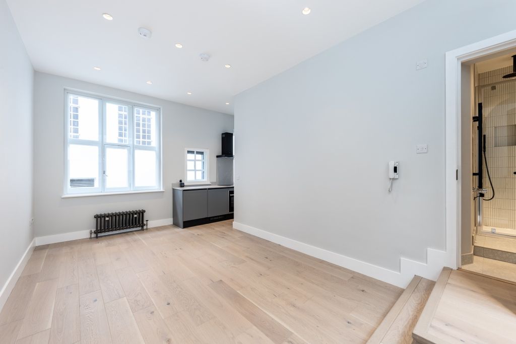 Property photo 1 of 14 Image