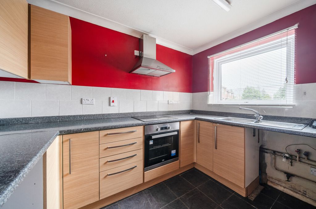 Property photo 3 of 15 1437175-11-69cd22...