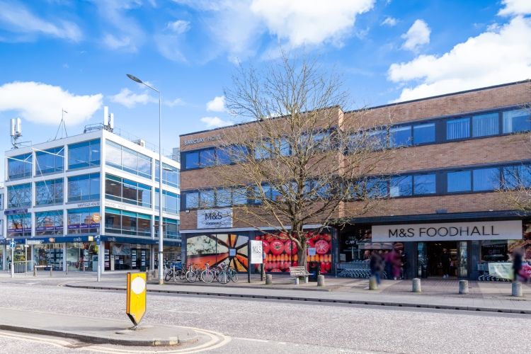 Property photo 2 of 7 Barclay External