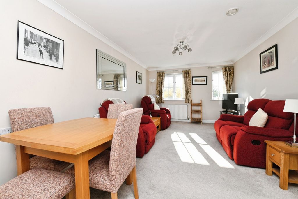 Property photo 1 of 14 Interior