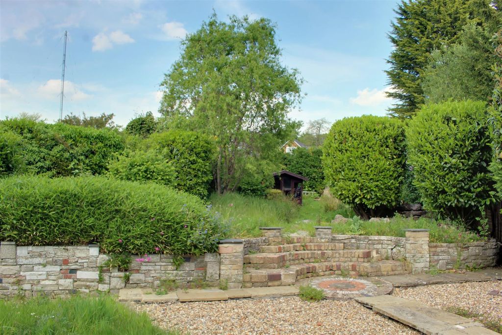 Property photo 2 of 14 Img_6190-Img_6192.Jpg